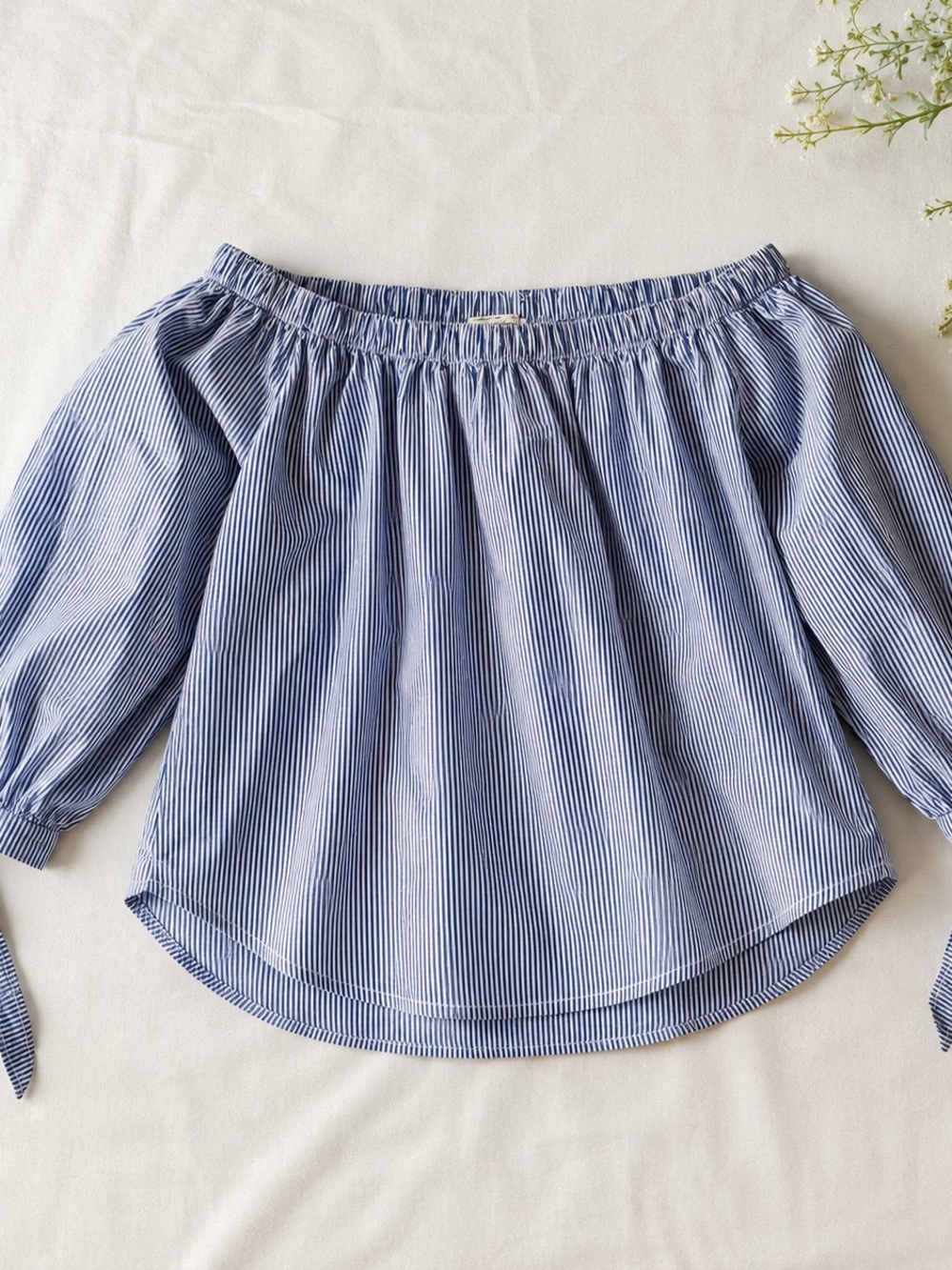 Abercrombie & Fitch 100% Cotton Off Shoulder Stripe Blouse M - Picture 4 of 9